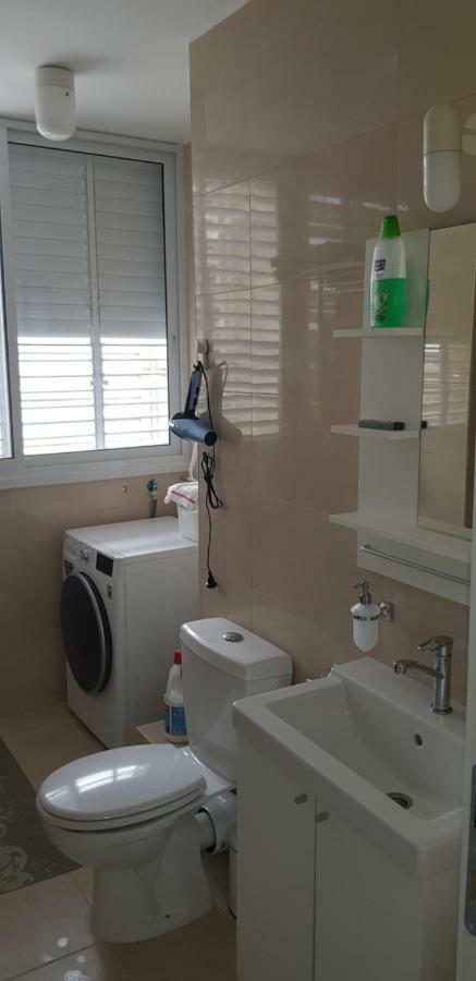 2 Bdr Nitza Appartment With Balkony Netanja Buitenkant foto